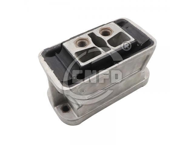 发动机支座 Engine Mounting:6452400118