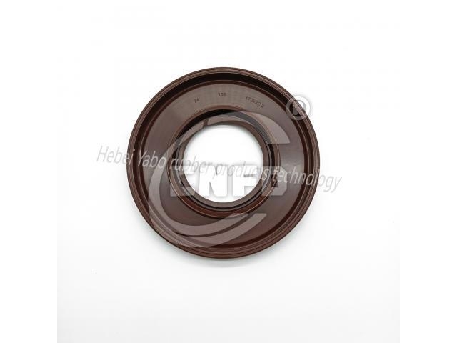 Oil seal:3104055